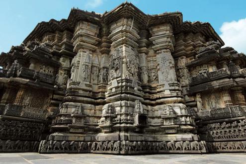 Hoysala Temples Of Belur And Halebid