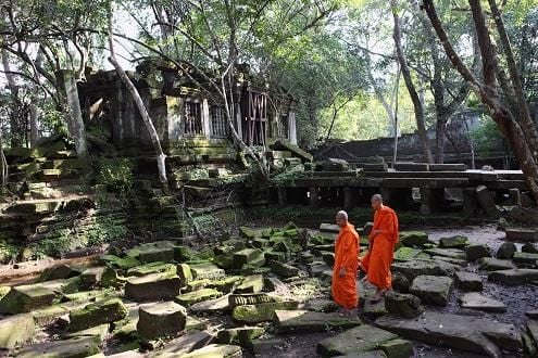 Off-The Beaten-Track Angkor - Koh Ker & Beng Mealea day trip