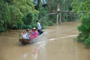 A family travelling through the waterways