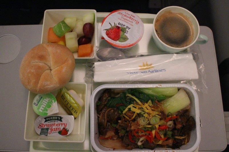Example of a meal when in premium economy with Vietnam airlines