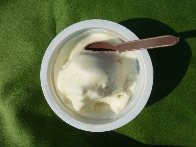 vanilla scoop