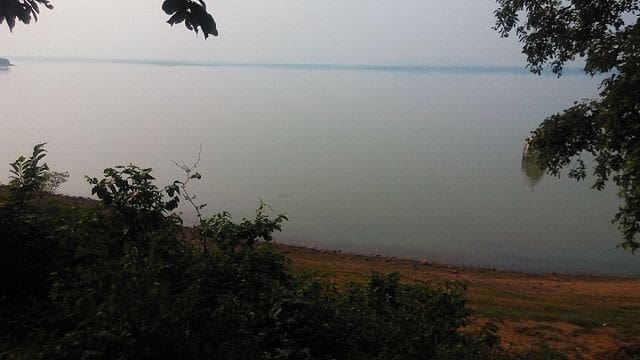 the water body leading to Bhakra Dam in Himachal pradesh