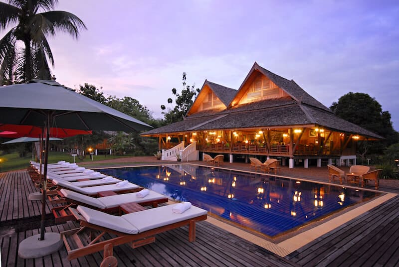 Swimming pool at La Folie Lodge