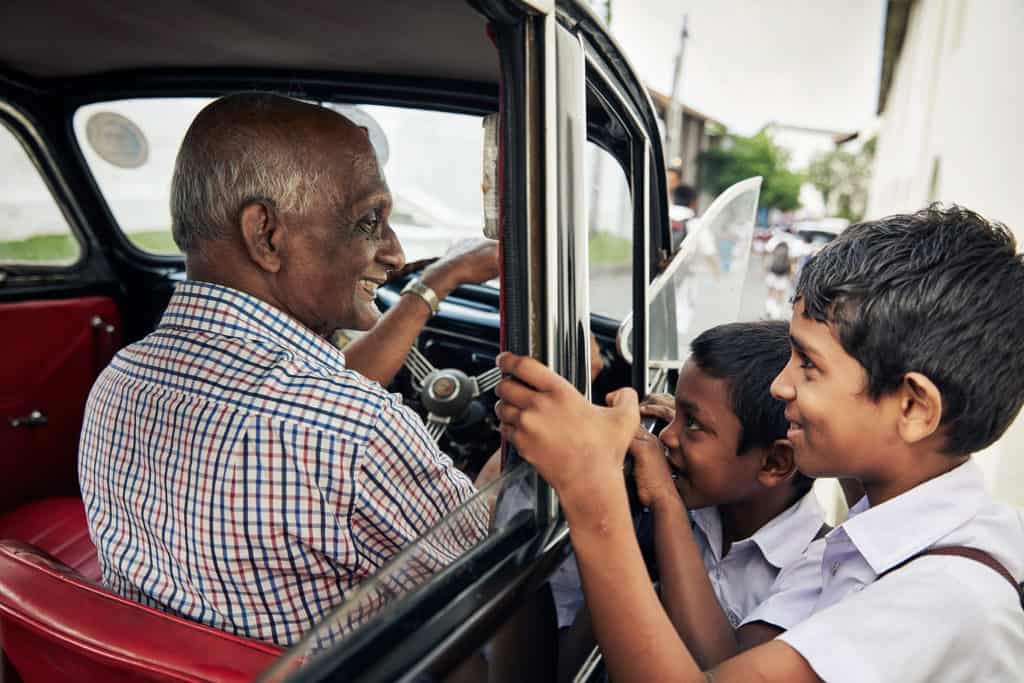 Chauffeur-guides in Sri Lanka
