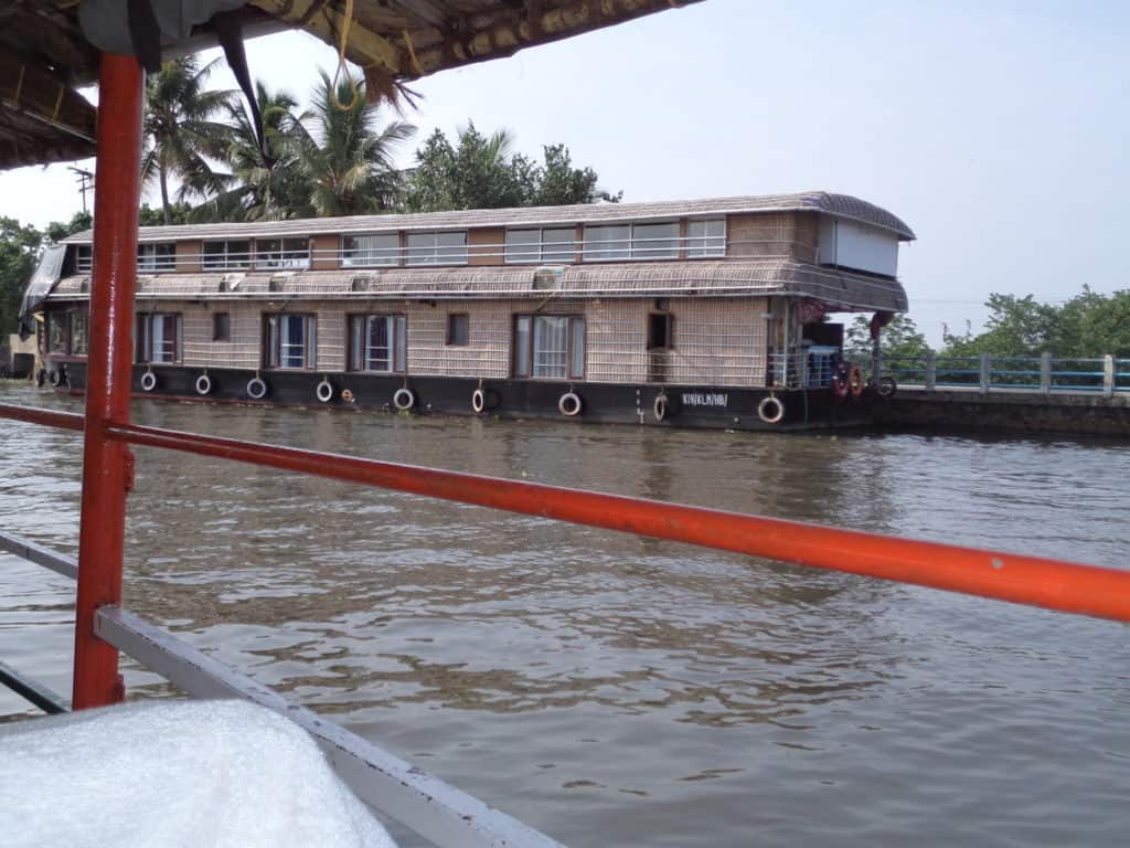 Busier channels with lots of houseboats on one night routes