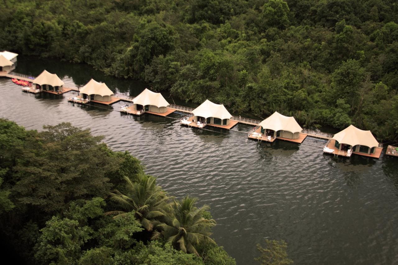 4 Rivers Best Floating Resort Cambodia