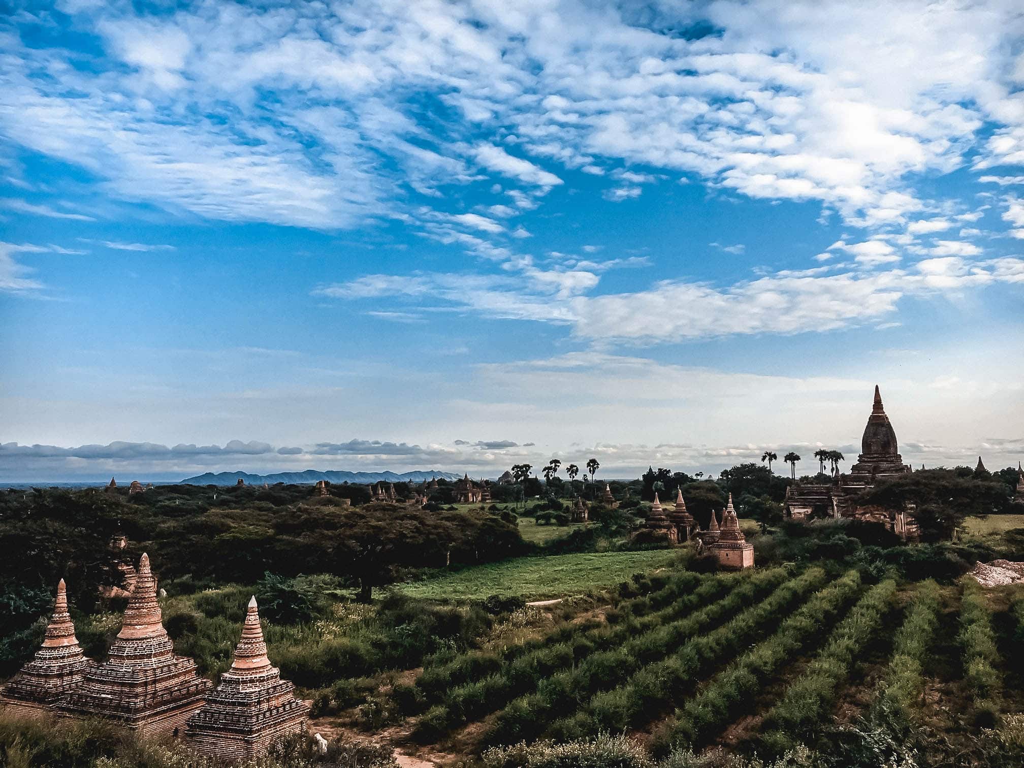 Temples of Bagan away from the crowds