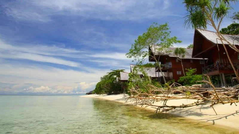 Unfortunately, FCO warnings are in place that covers the diving haven of Lankayan Island