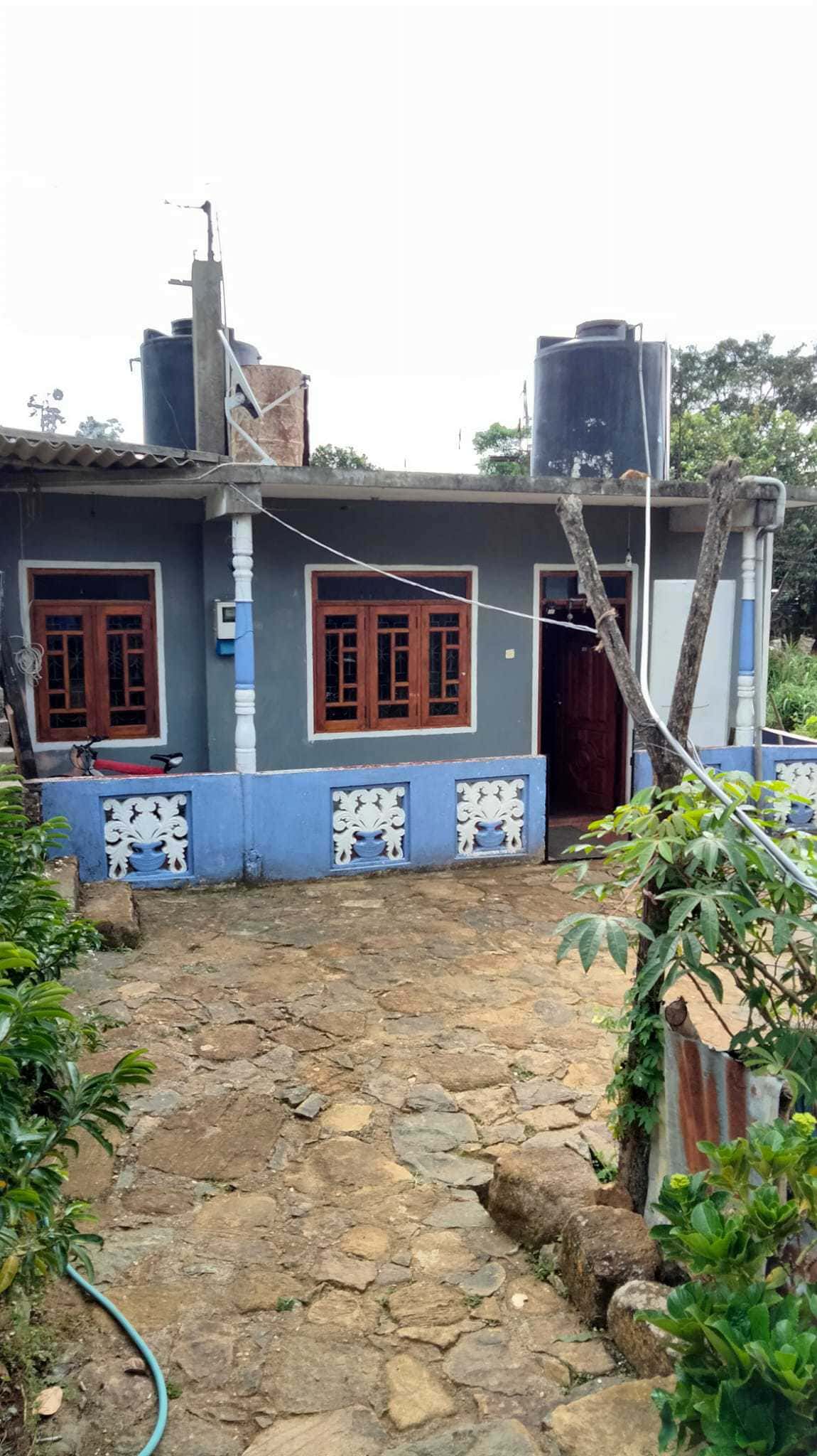 One story House in a tea plantation near Haputale