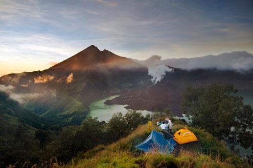 Mount Rinjani Four Day Trek