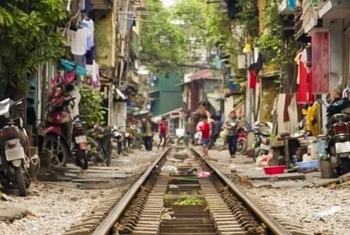 Life On The Railway Tracks