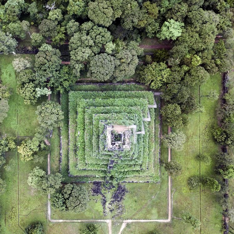 Temples, Nature and Islands