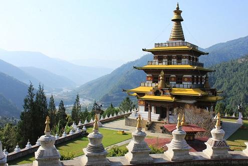 Morning Walk to Khamsum Yulley Namgyal Chorten with Picnic Breakfast