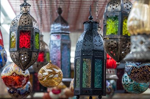 Explore Mutrah, the Corniche & Souq