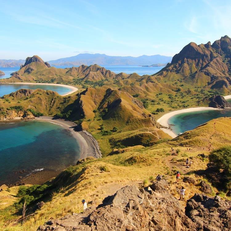 Immersive Holidays in Komodo & Flores