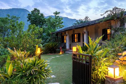 Summit River Lodge