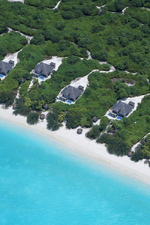 MAGICAL<span class="indend">MALDIVES</span>