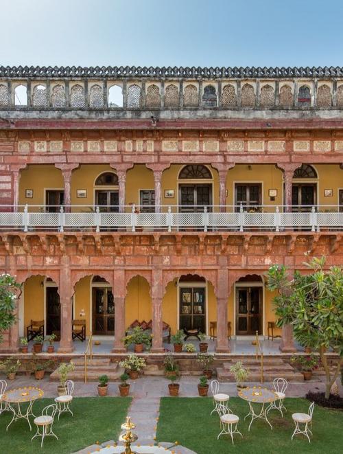 THE FINEST LUXURY HOTELS IN INDIA
