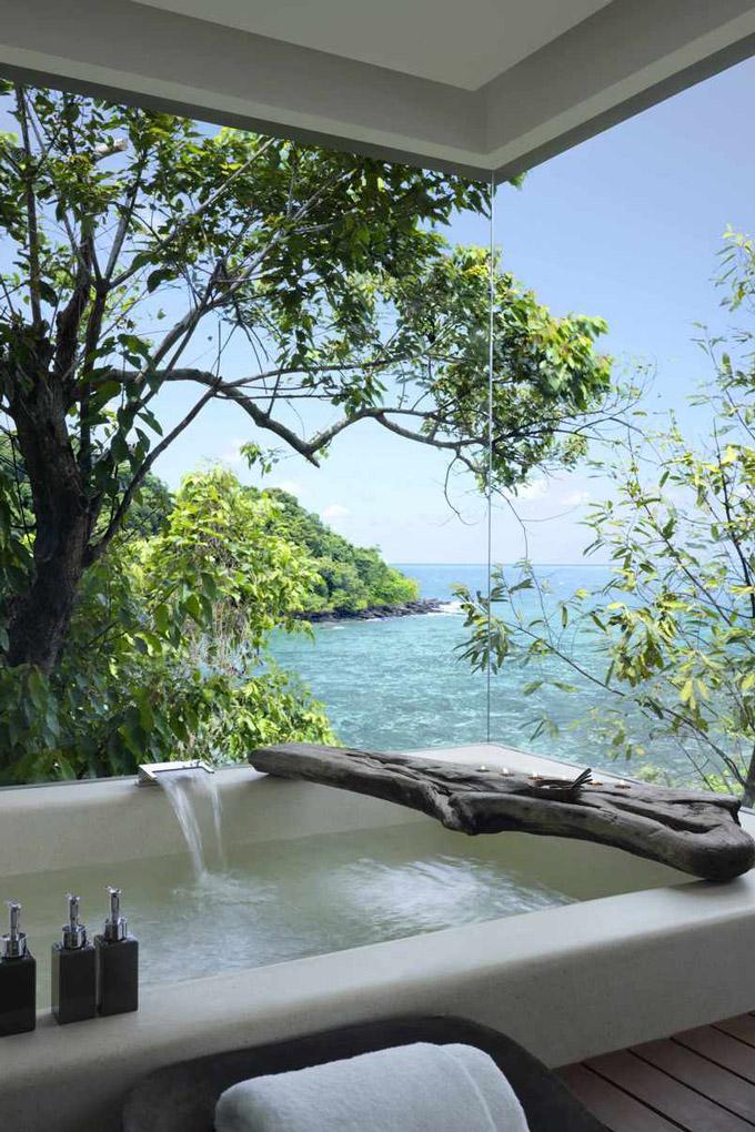 ONCE-IN-A-LIFETIME<span class="indend">TRIPS ALL OVER ASIA</span>