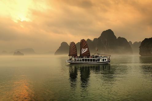 Junk Boat on the Breathtaking Bay 