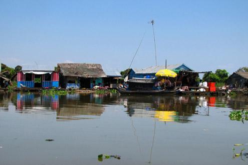  Evening boat ride in Battambang 