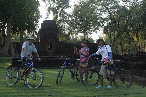 4 Day Cycle Tour through Central Thailand