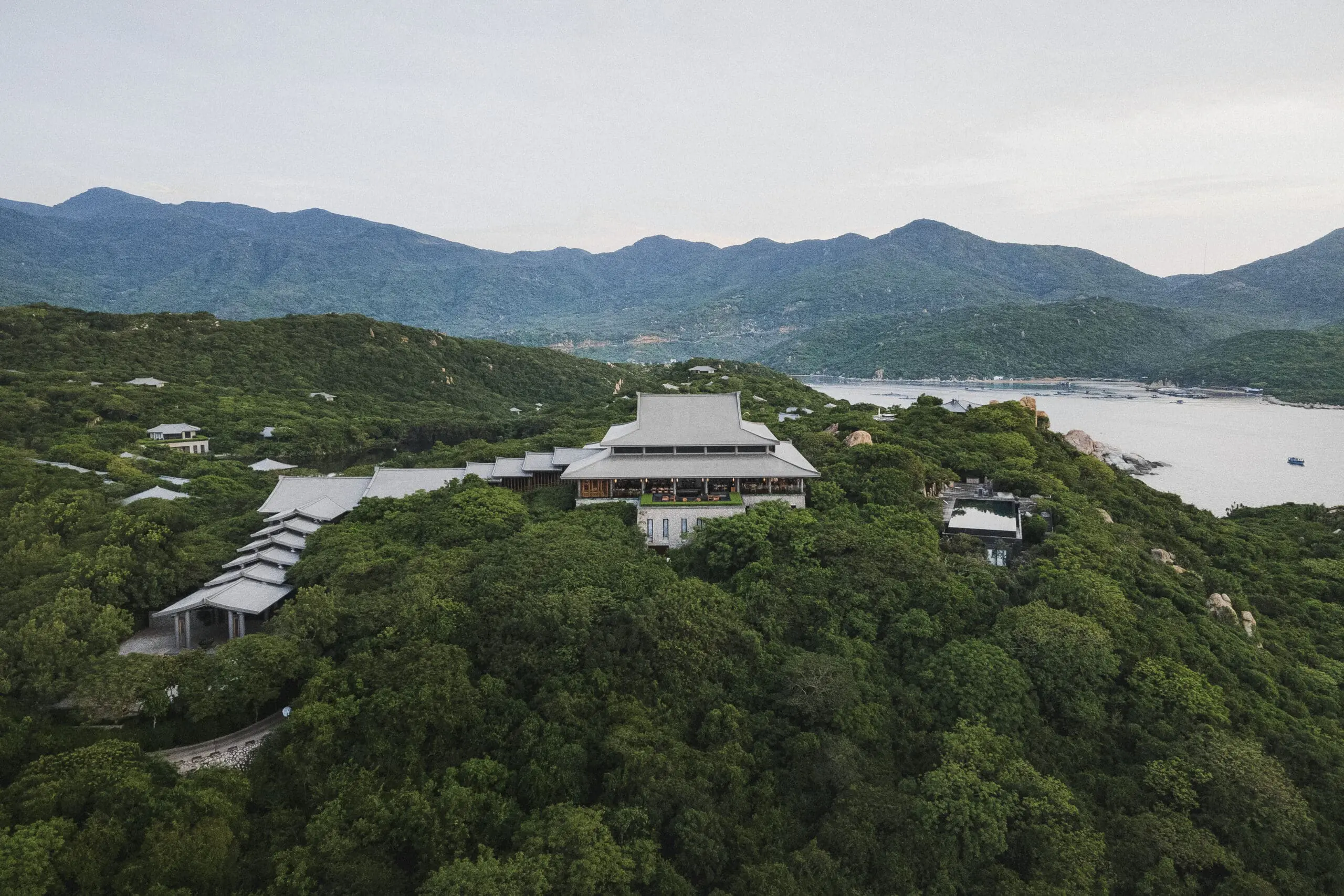 Amanoi Central pavillion