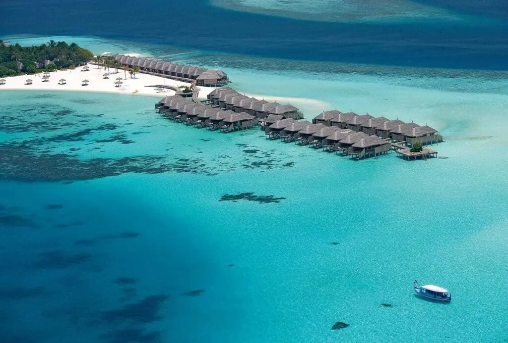 Constance Moofushi Aerial view
