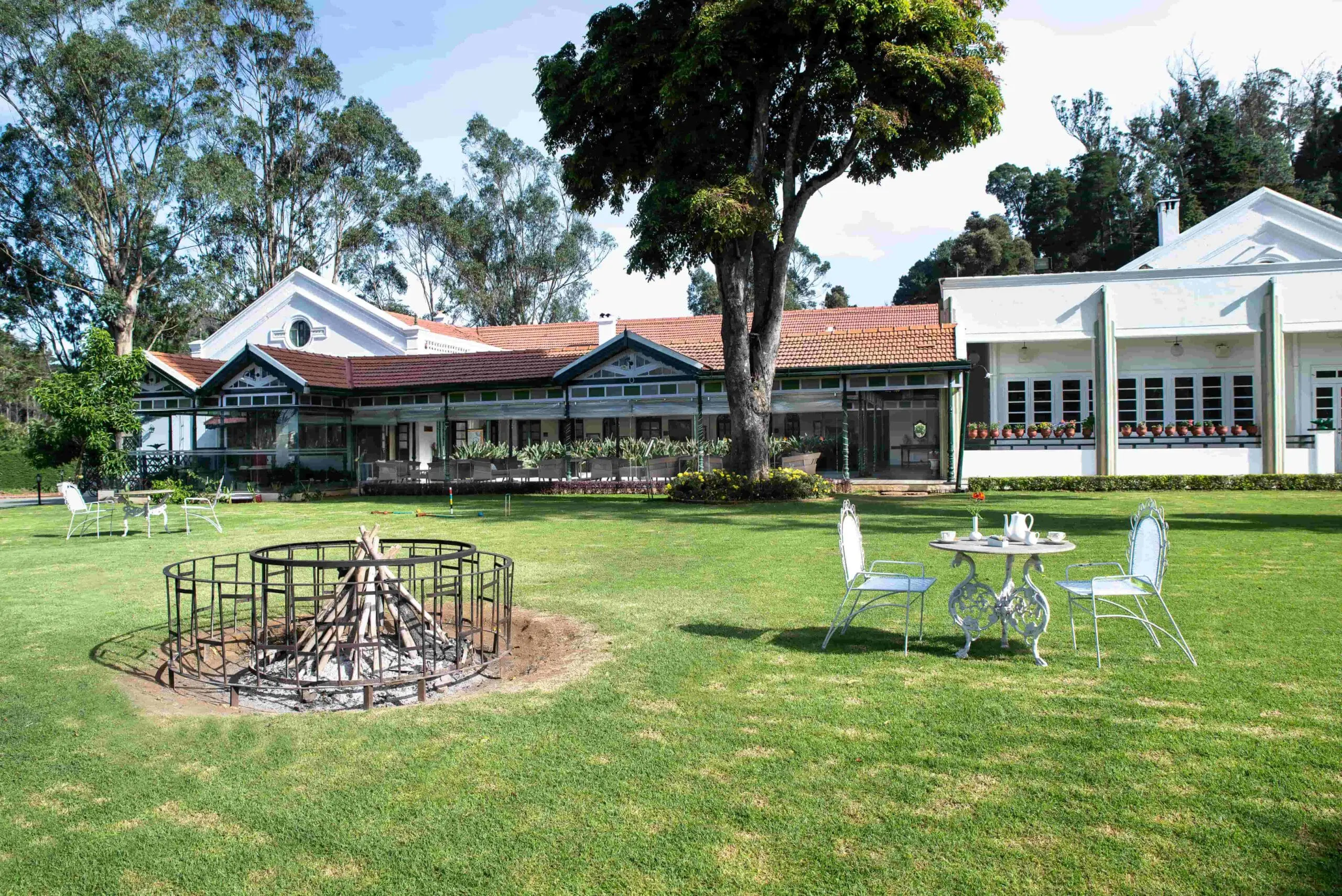 lawn at savoy ooty
