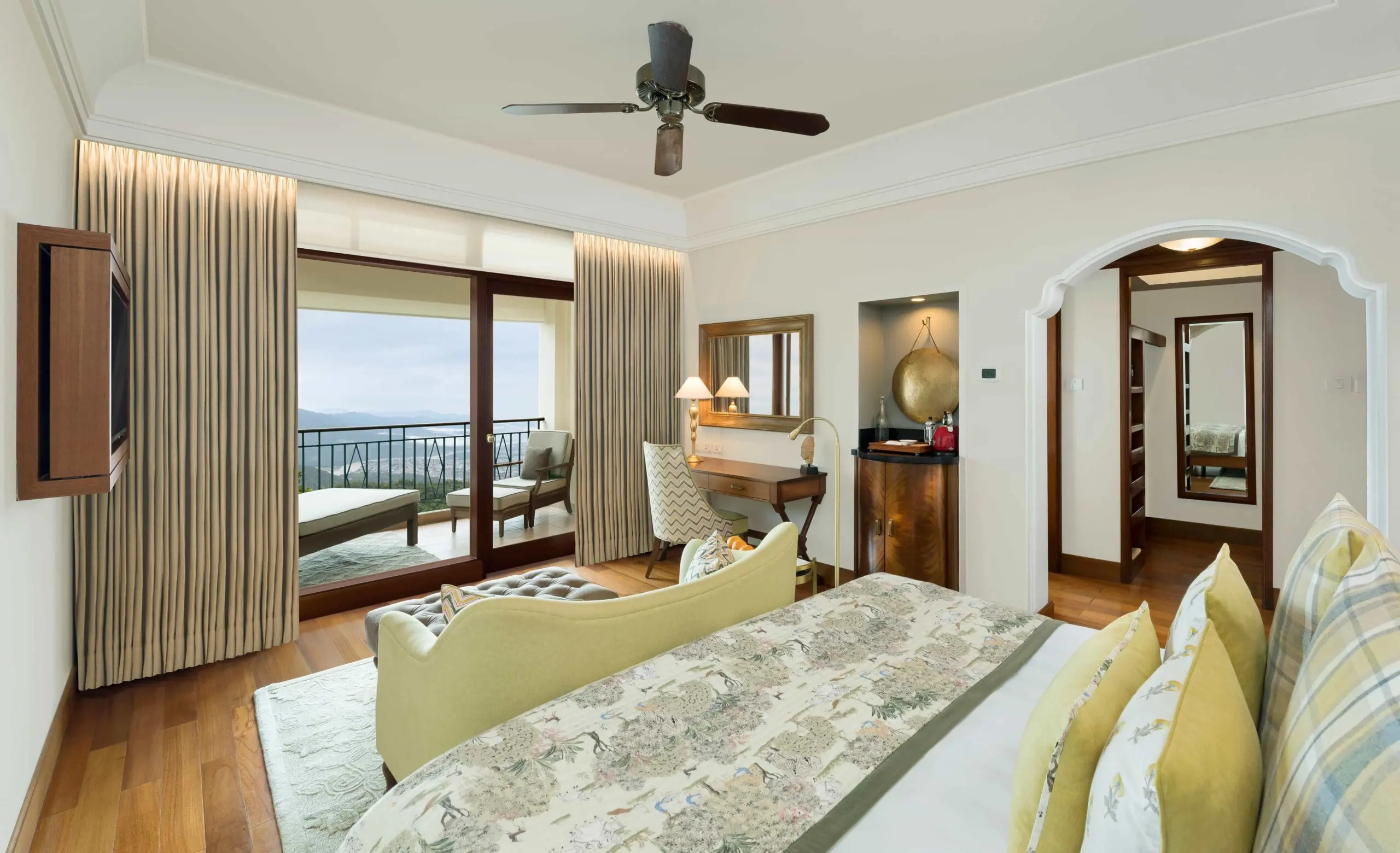 Deluxe room at Ananda