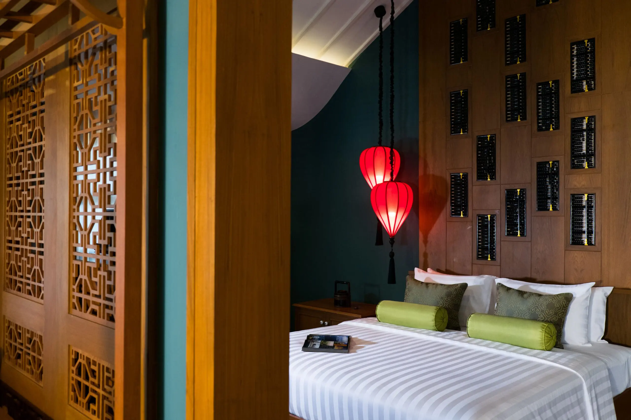 Na Nirand Resort bedroom