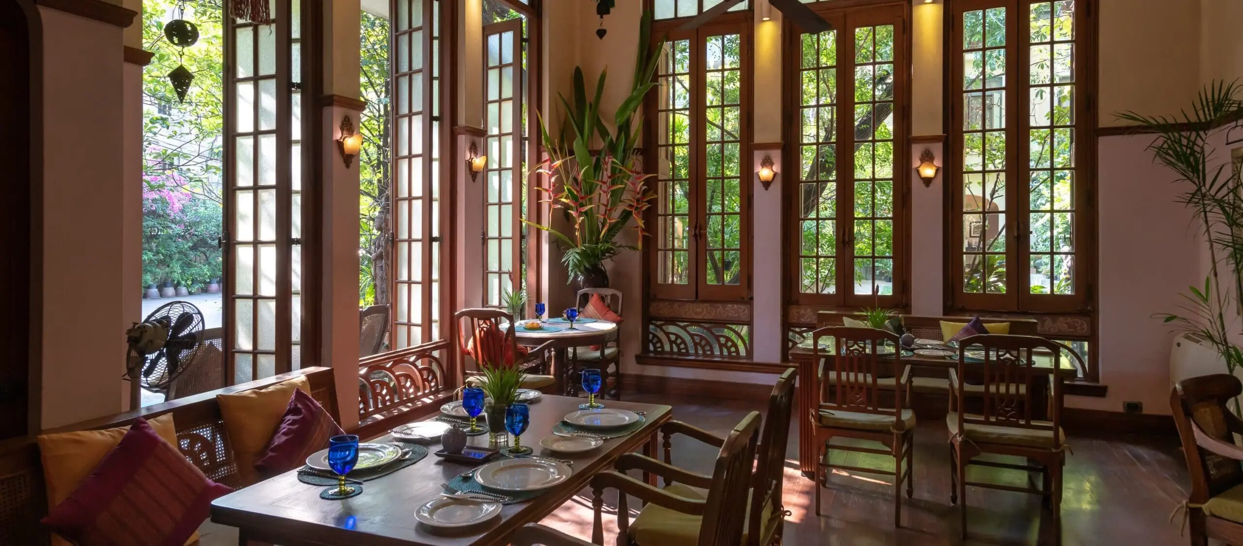 Ariyasom Na Aroon restaurant