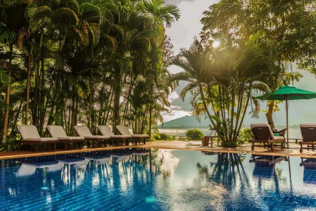 Pool La Folie Lodge