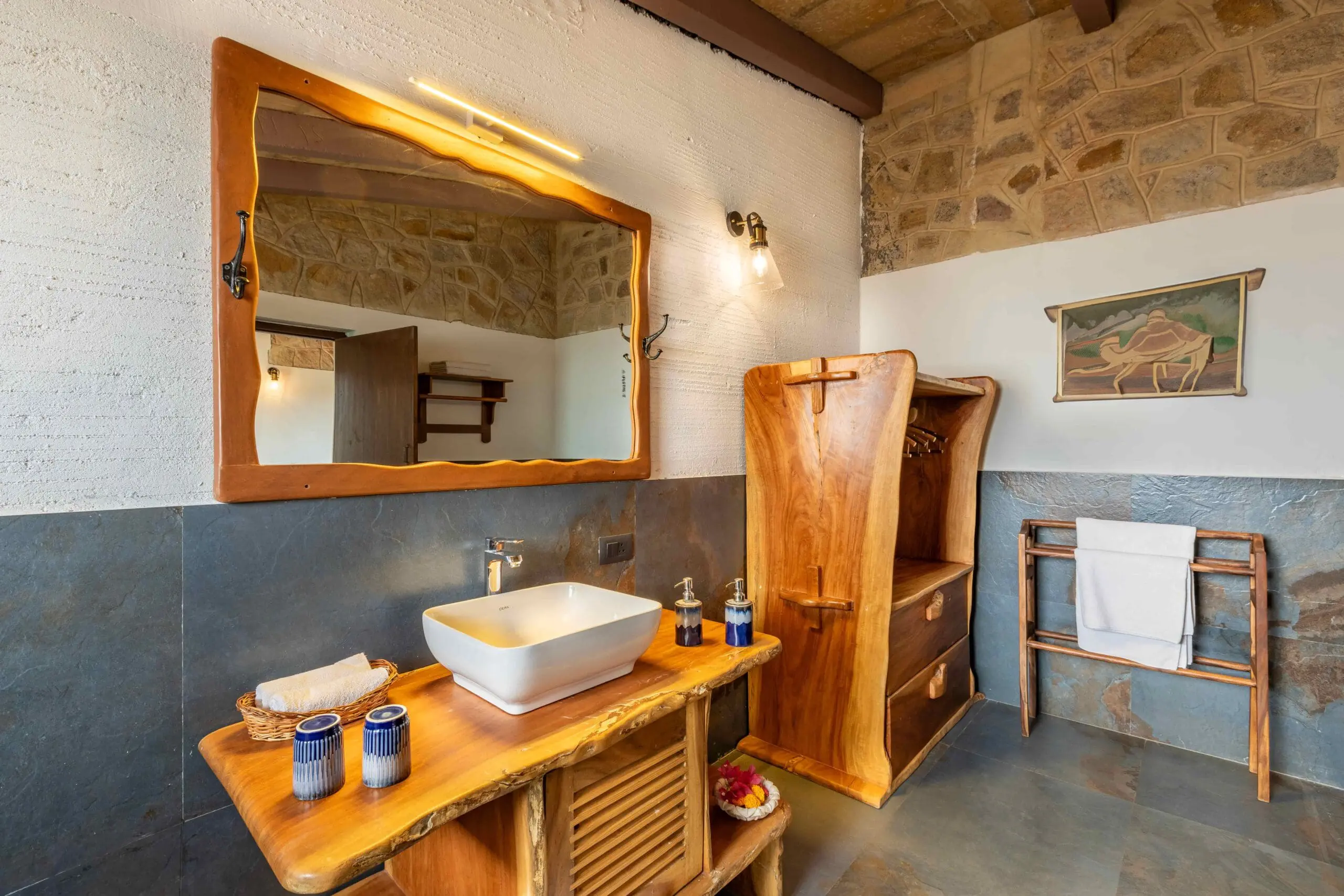 bathroom at rann riders resort