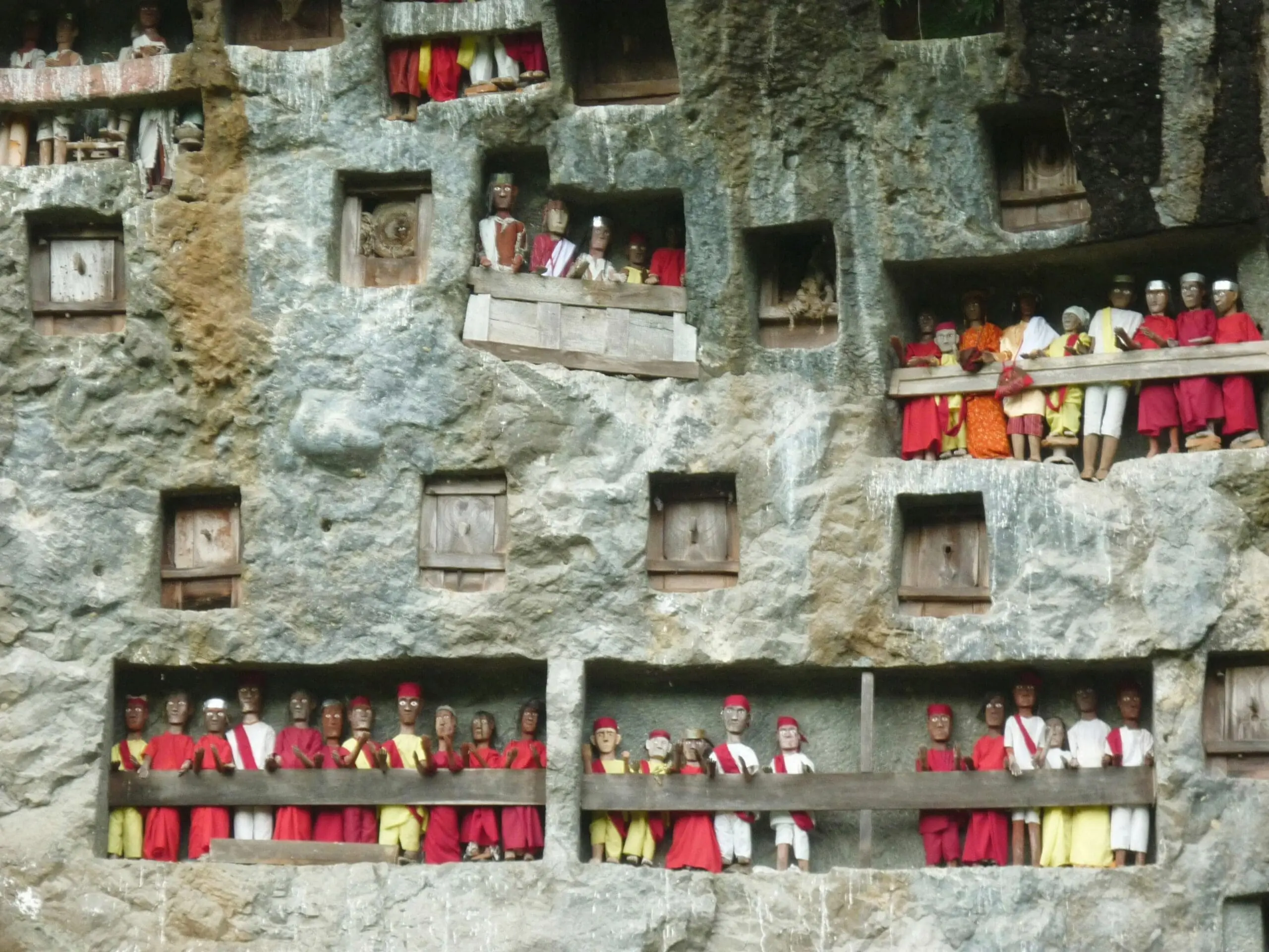 Cliff burial in Sulawesi