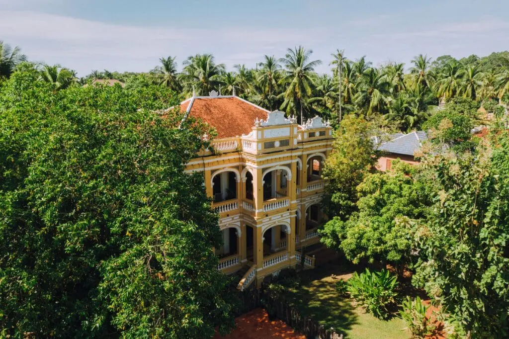 Le Relais de Chhlong aerial view