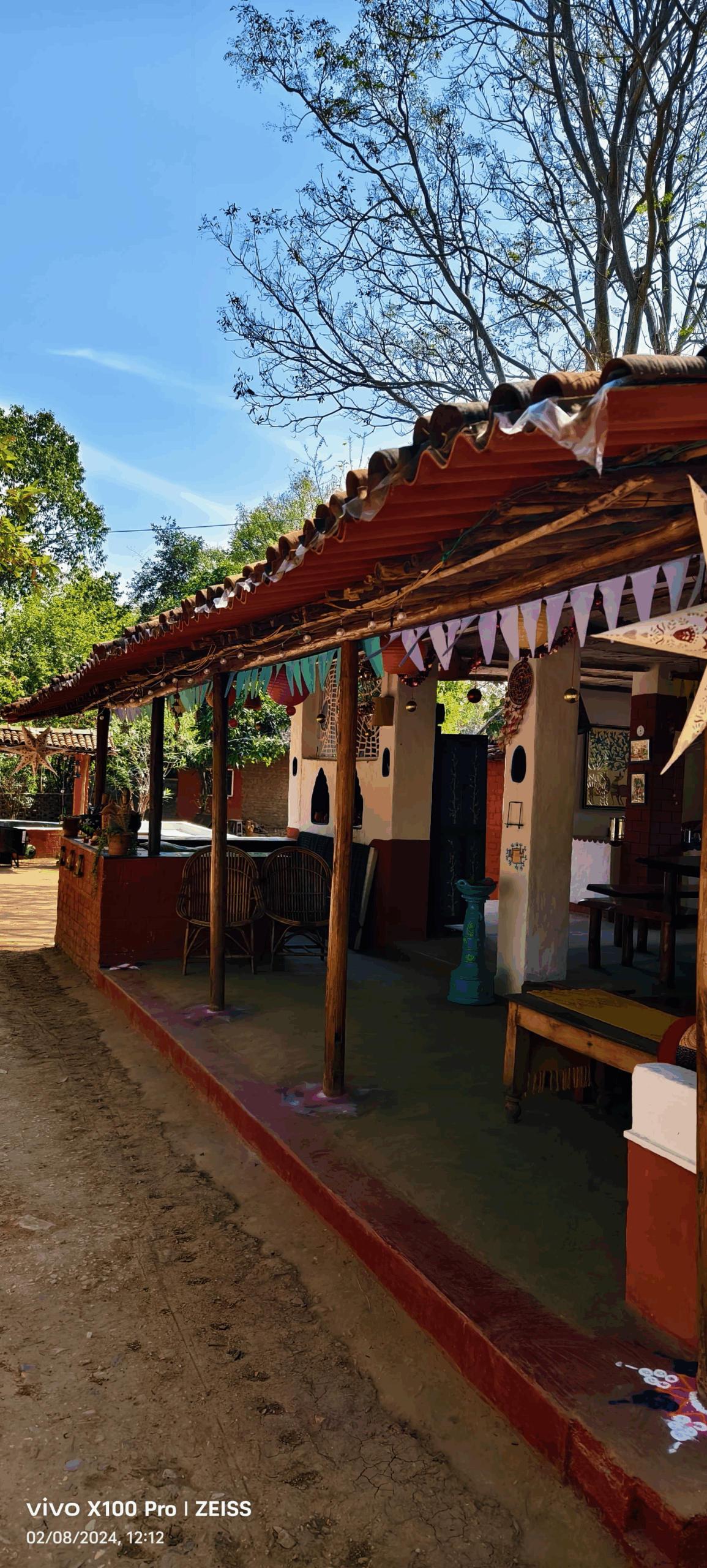 indoor/outdoor at bhoramdeo