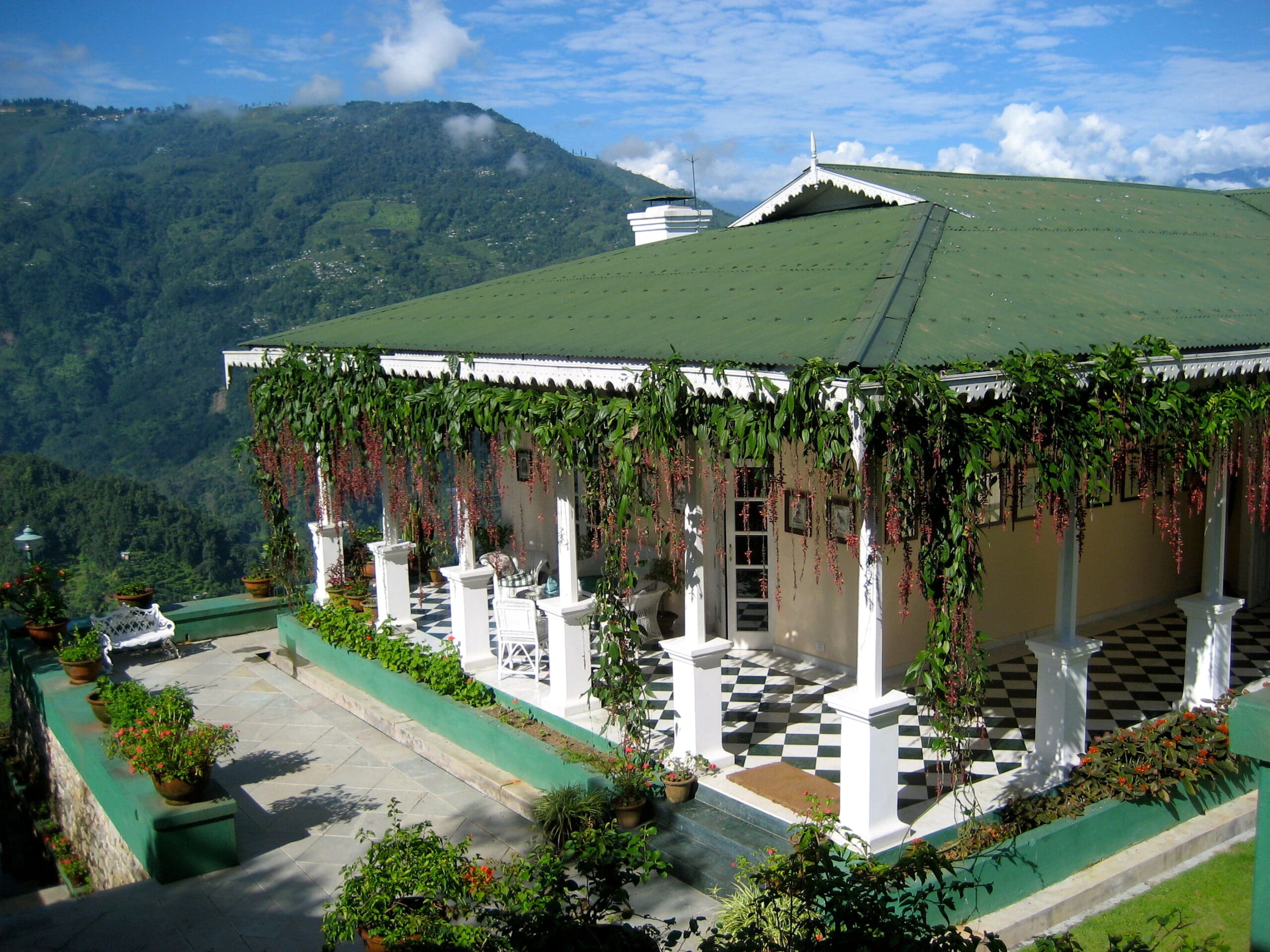 exterior of glenburn tea estate