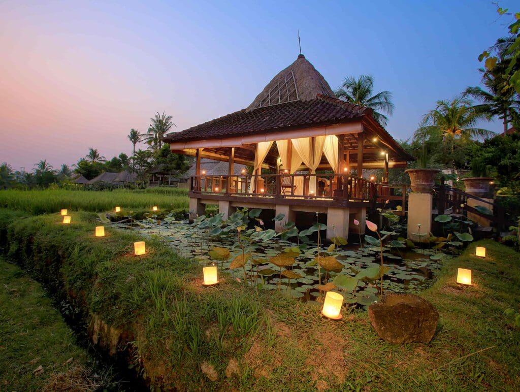 Candlit dining at Wapa Di Ume Ubud