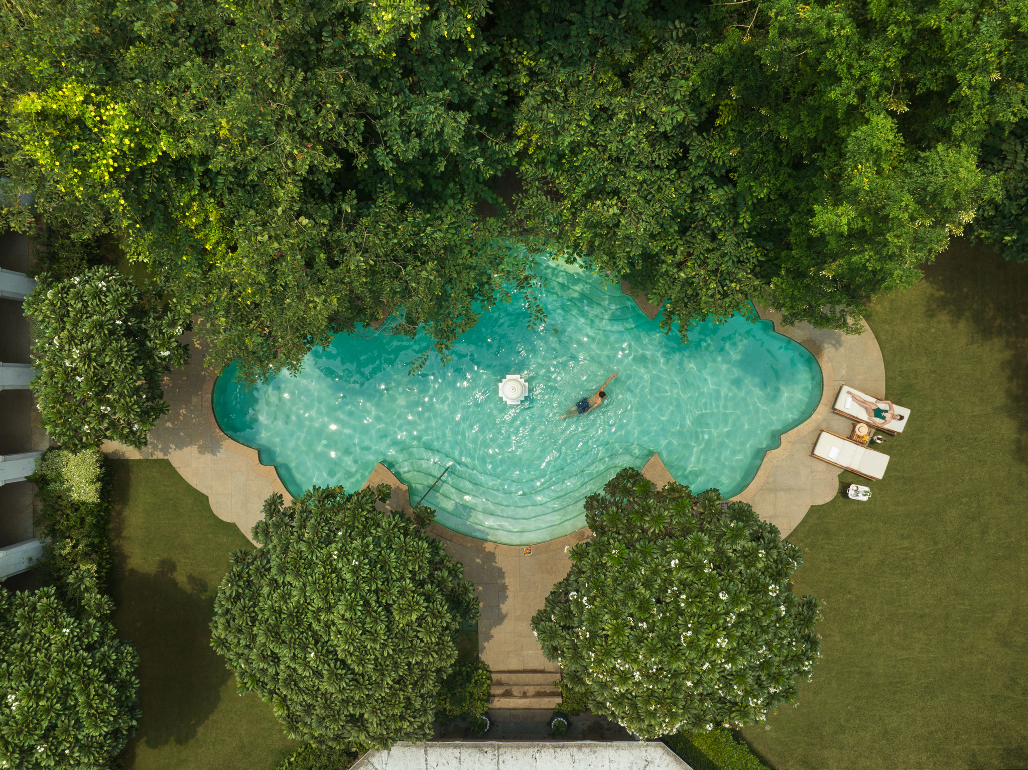 pool at taj falaknuma