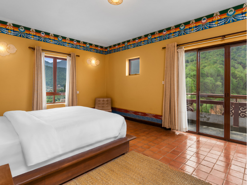 Neydo Hotel Buddhist Monastery befroom