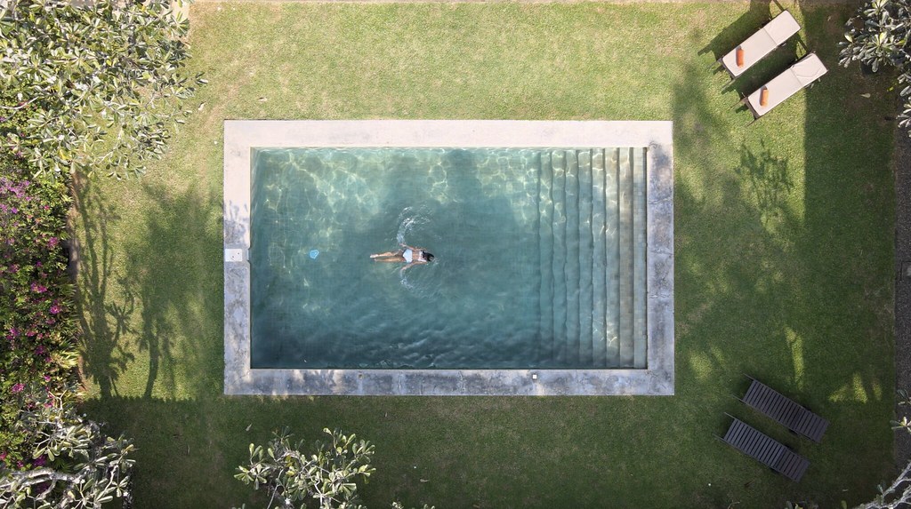 The last House pool