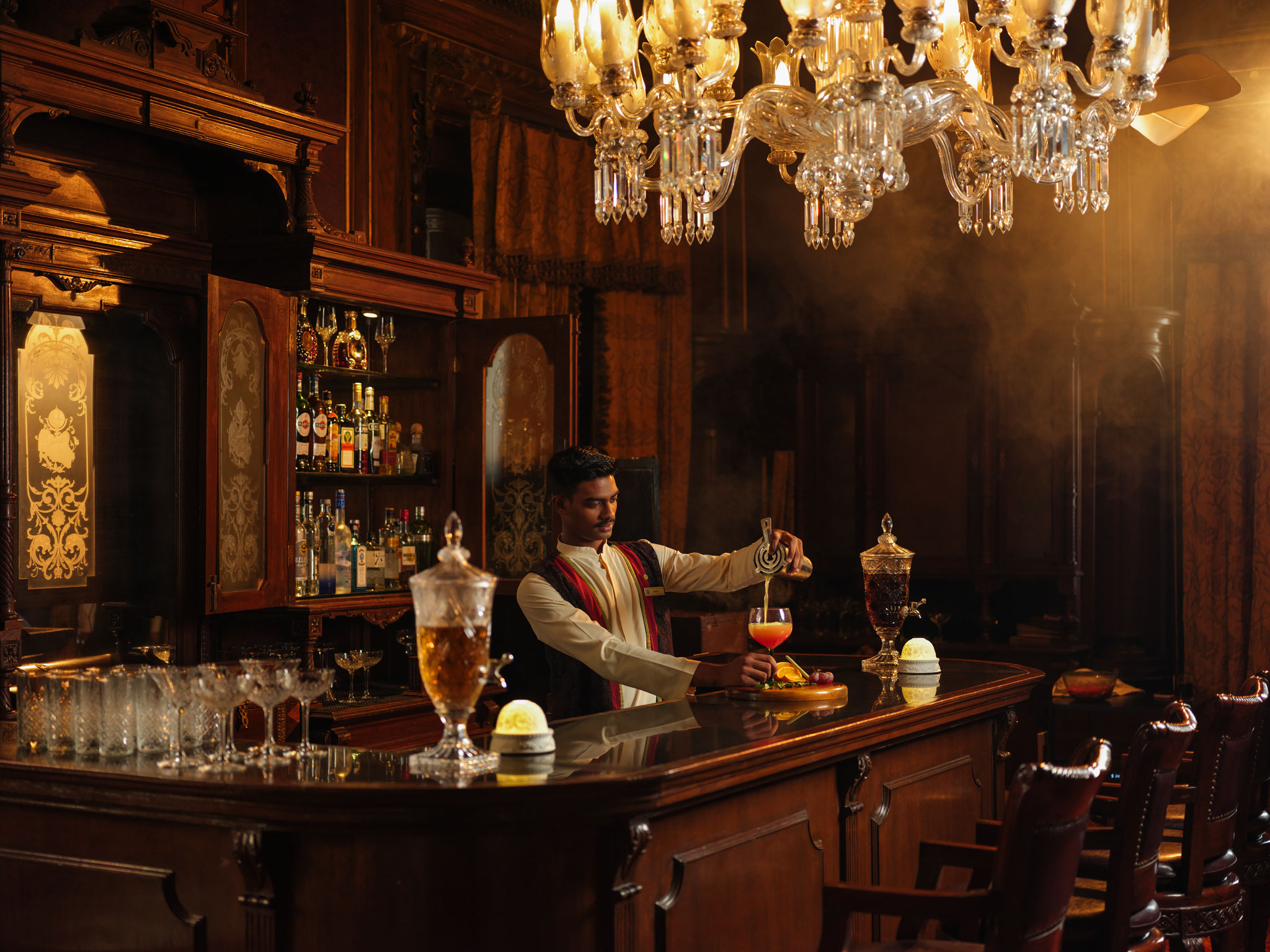 bar at taj falaknuma