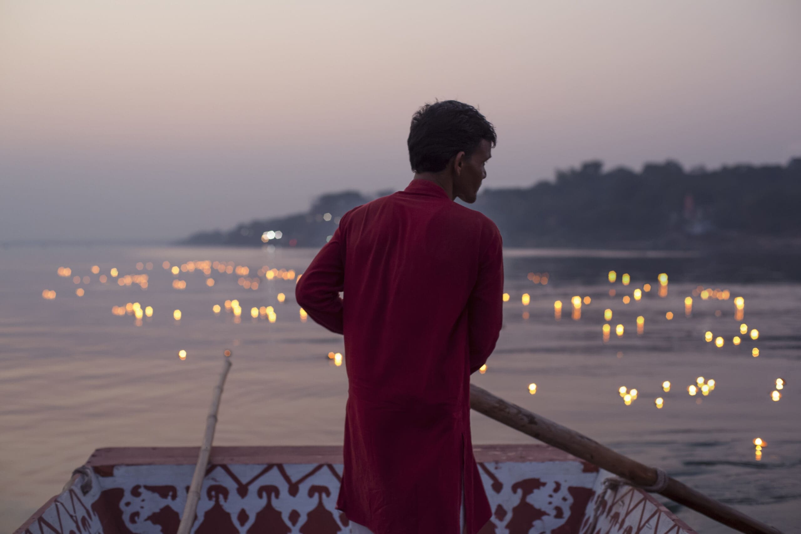 Ahilya Fort, India, boat evenings