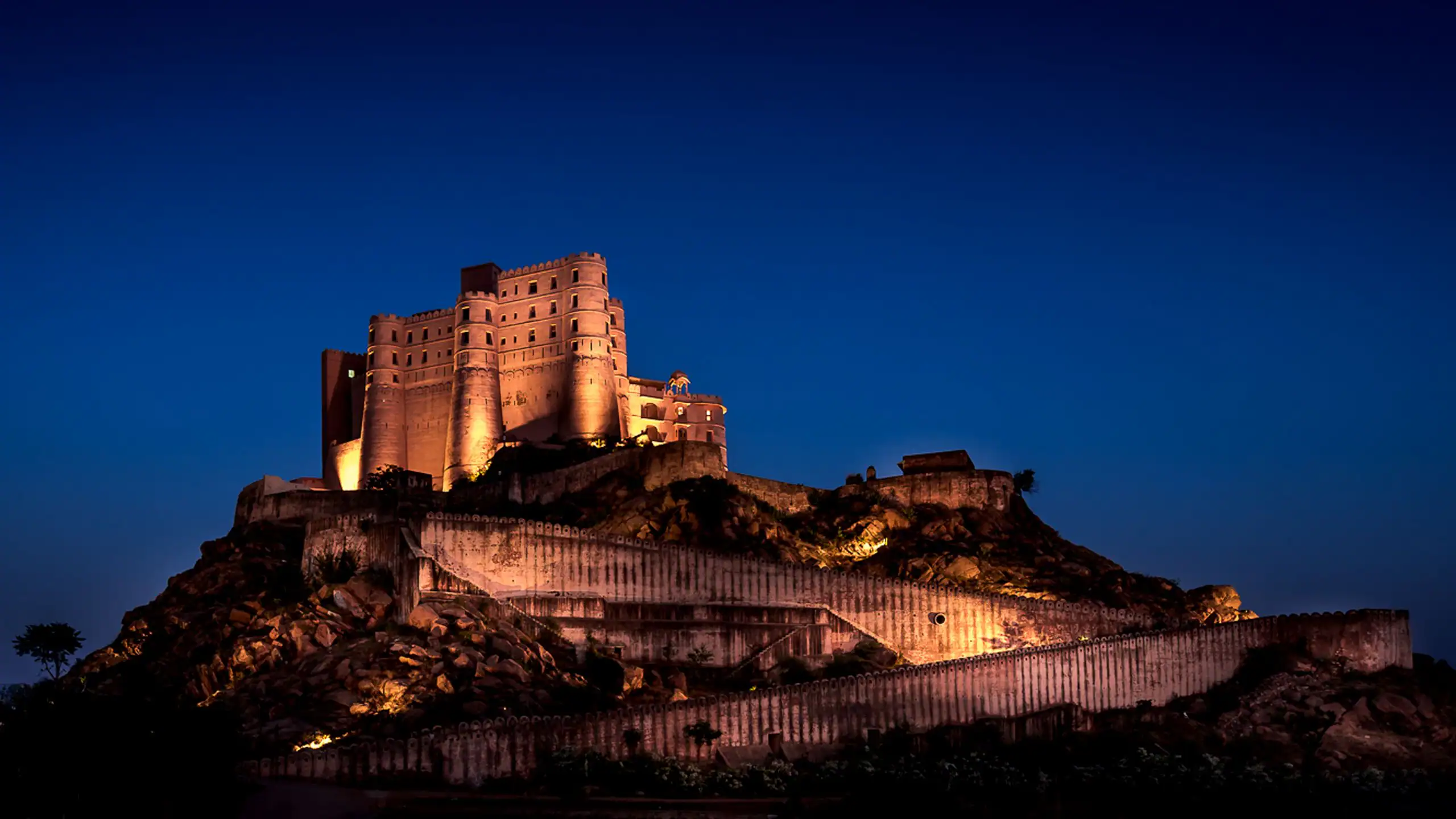 Nighttime view of Alila Fort