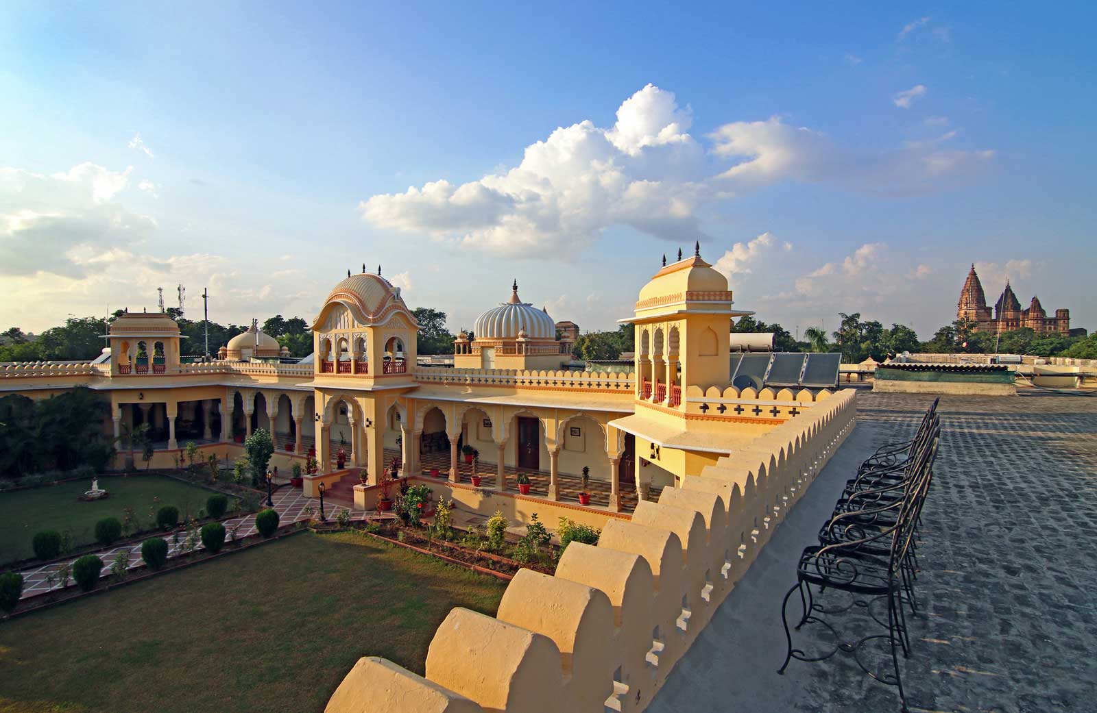 Architecture at Amar Mahal