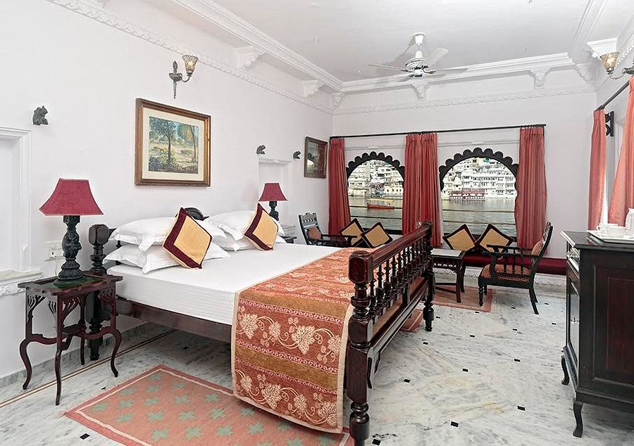 Room at Amet Haveli