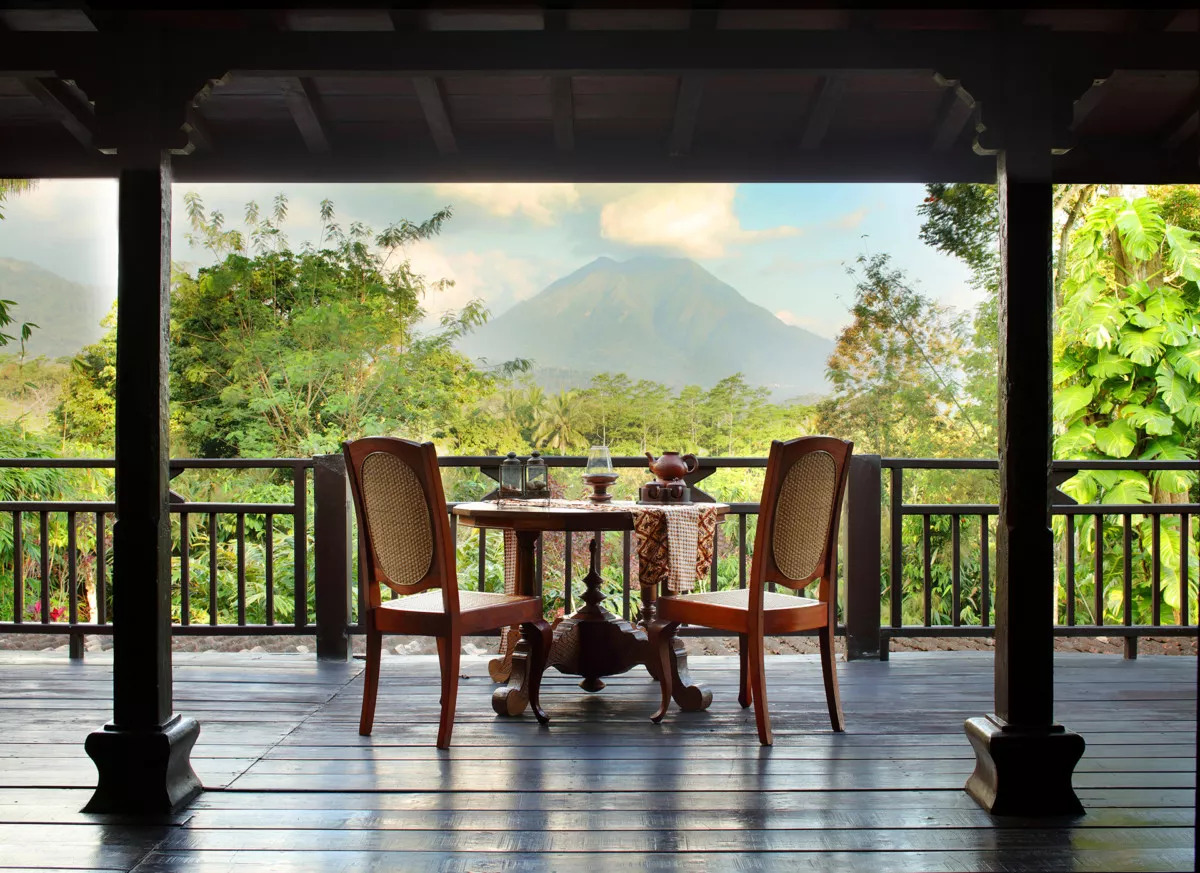 Mesastila veranda Java