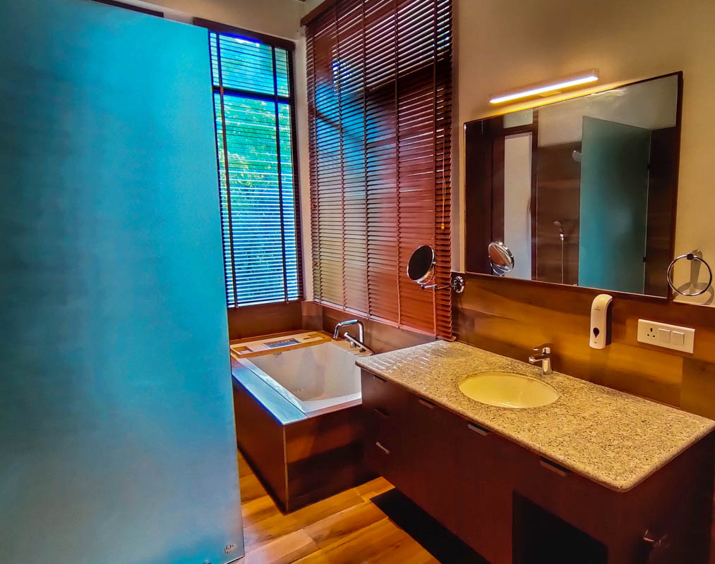 Bathroom at Atali Ganga