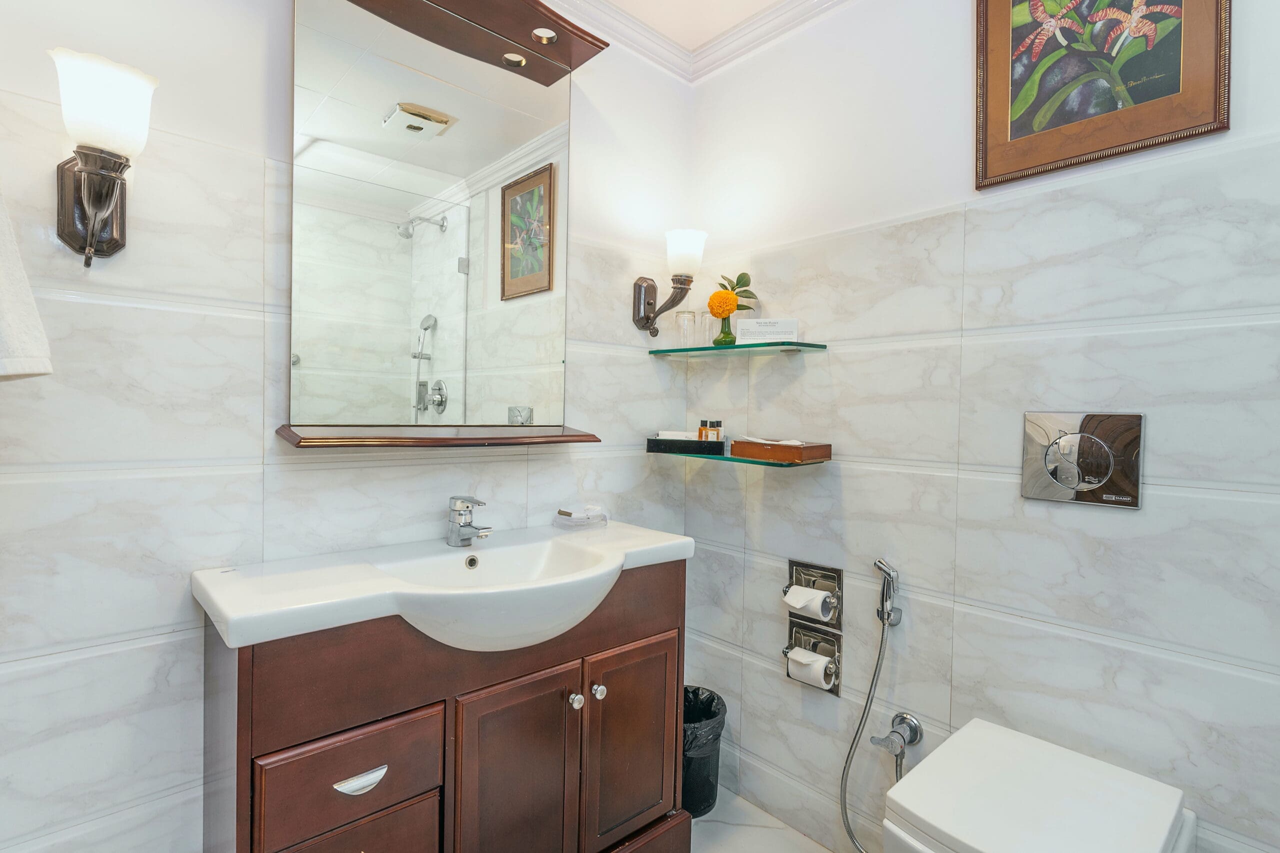 bathroom at the elgin silver oaks